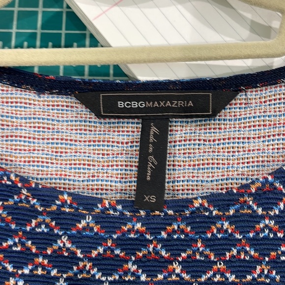 BCBGMaxAzria Pullover 3/4 Sleeve Knit Dress size xs - Picture 3 of 4